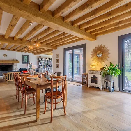 Дом отдыха Le Bois Fleuri - 7500 M² De Jardin